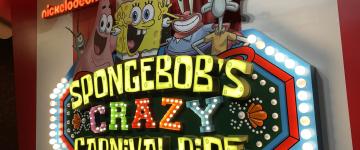 Cartello d'ingresso del Crazy Carnival Ride di Spongebob.