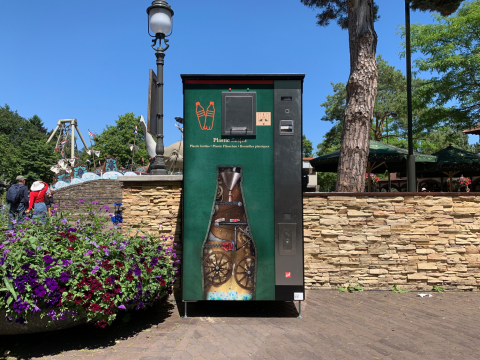 Efteling PET Bottle Vending Machine