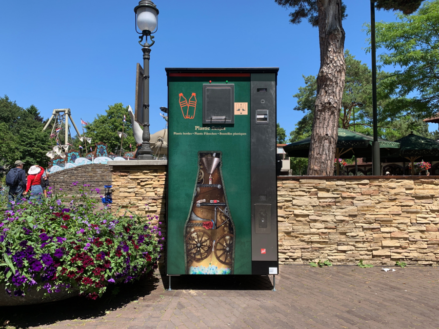 Distributeur automatique de bouteilles en PET Efteling