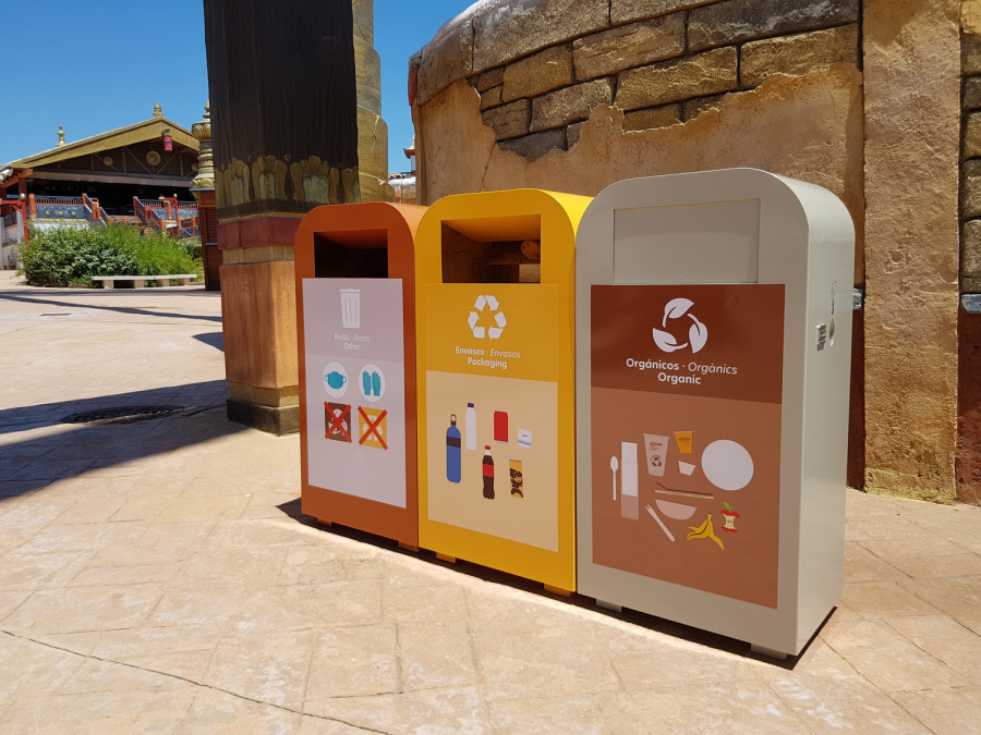 Compromiso de plástico - PortAventura World Parks & Resort