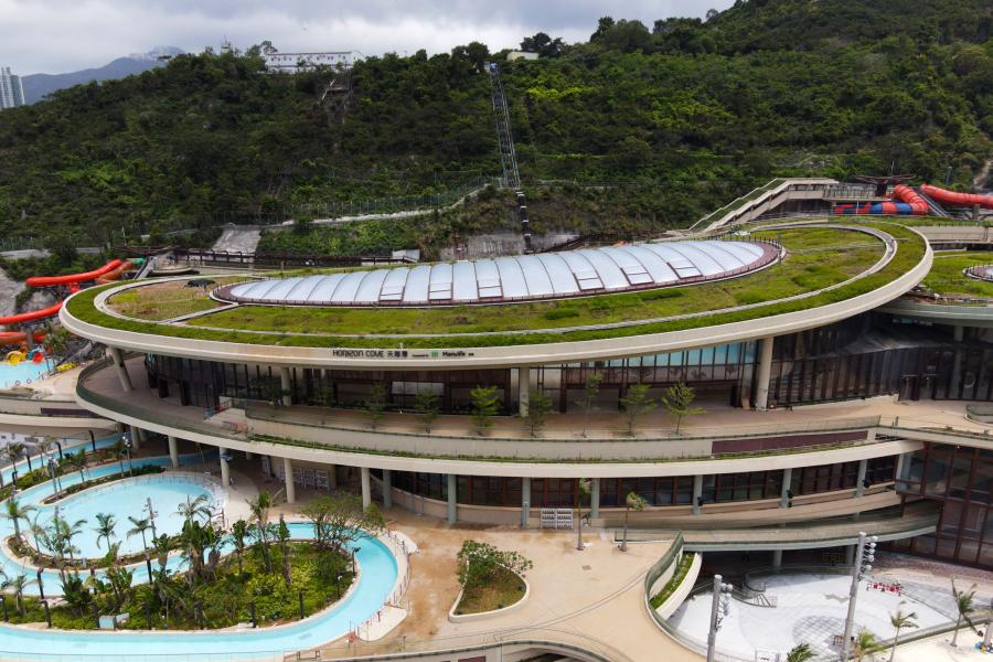 Water World Ocean Park features roofs with skylights and plants