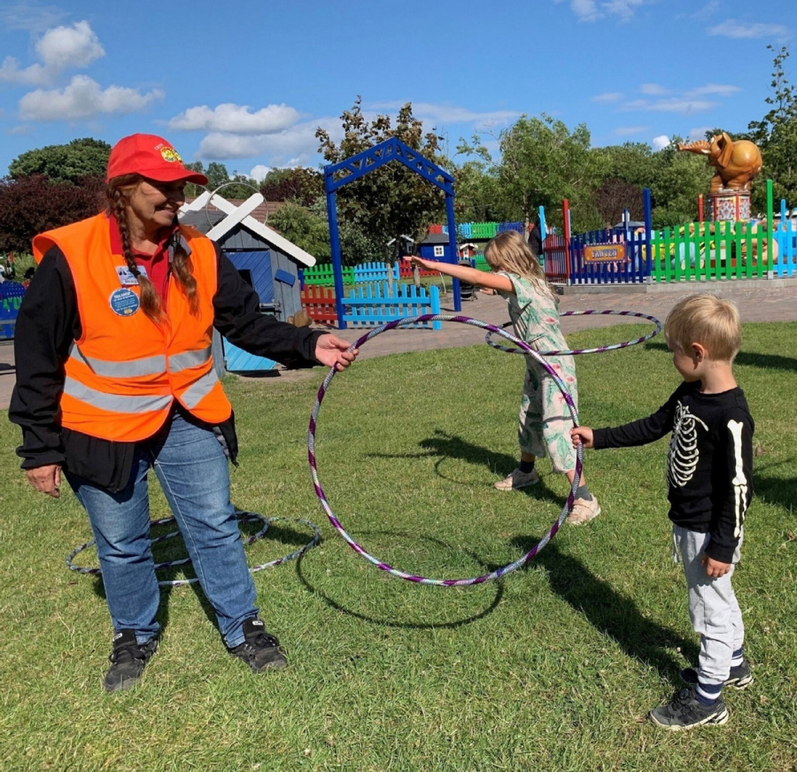 Young boy learns from Hula Hoop Official about Safe Distancing - provided by Sommerland-Sjaelland 